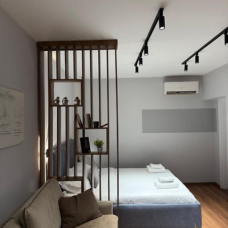 4Seasonsgea , Studio Apartment In Heart Of Tirana Exterior photo
